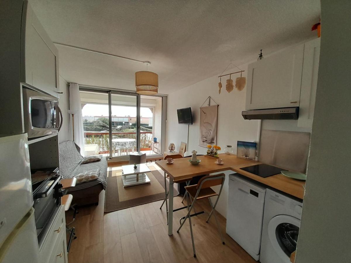 Sol-Y-Days Canastel, Studio Avec Coin Couchage, Quartier Du Boucanet Proche Commerces Et Plage 勒格罗-迪鲁瓦 外观 照片