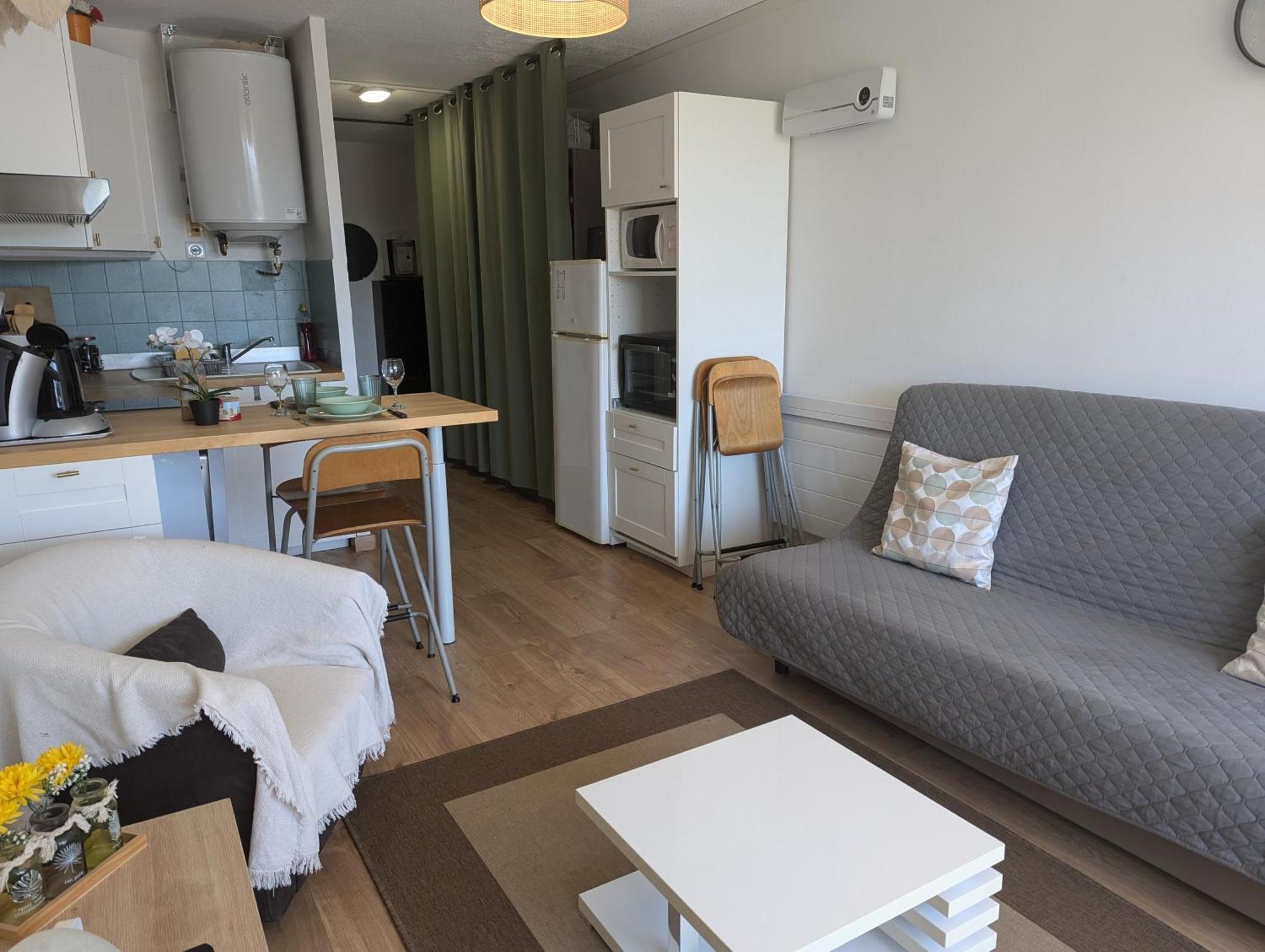 Sol-Y-Days Canastel, Studio Avec Coin Couchage, Quartier Du Boucanet Proche Commerces Et Plage 勒格罗-迪鲁瓦 外观 照片