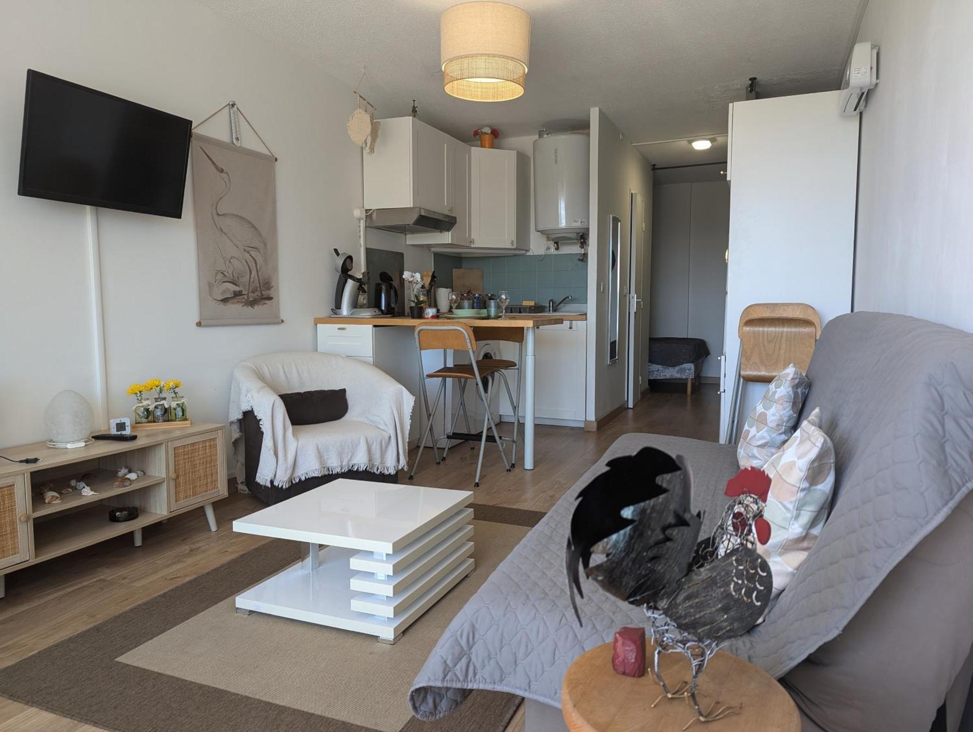 Sol-Y-Days Canastel, Studio Avec Coin Couchage, Quartier Du Boucanet Proche Commerces Et Plage 勒格罗-迪鲁瓦 外观 照片